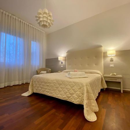 Villa Alda Suites & Rooms Cervia Zewnętrze zdjęcie